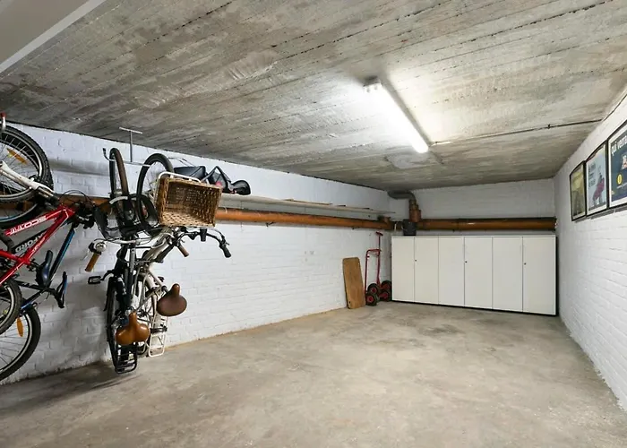 Huswell - Idyllic Family Apartment Near The Beach